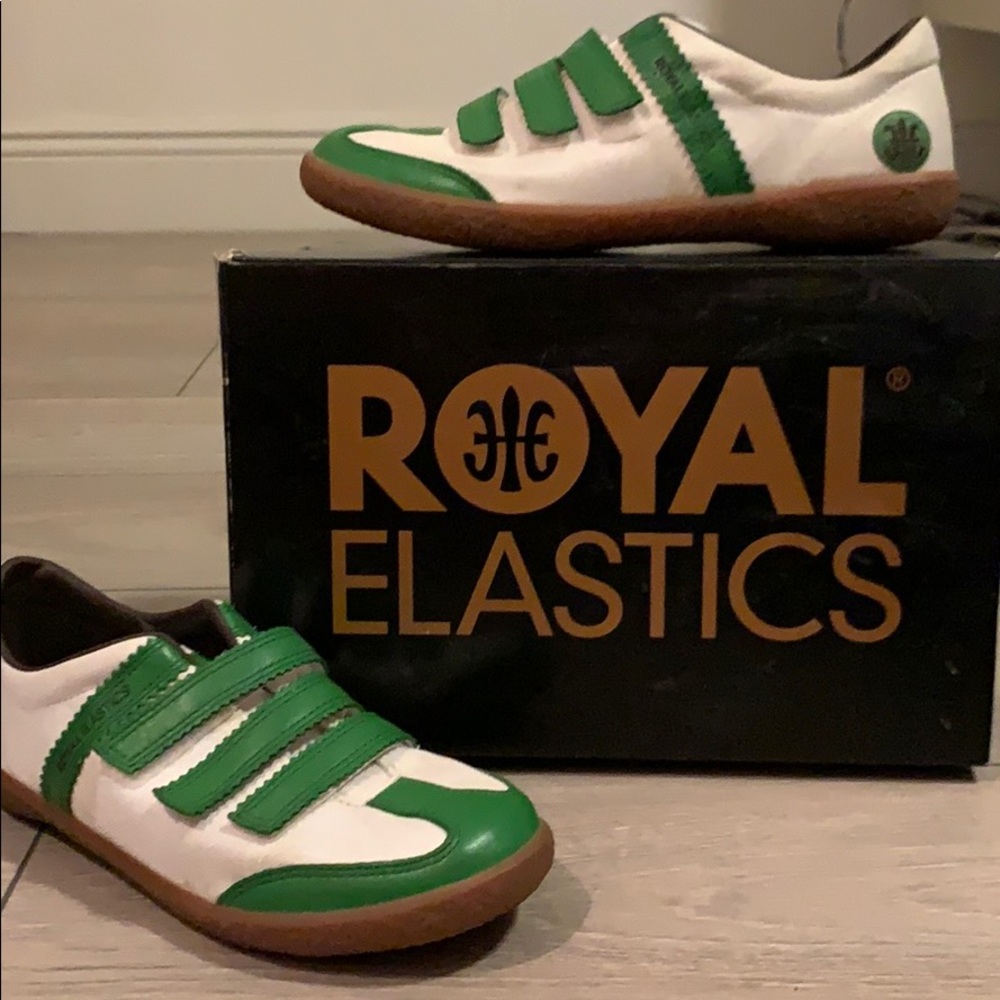 Royal Elastics Field Tex Sneaker- 7.5 Womens